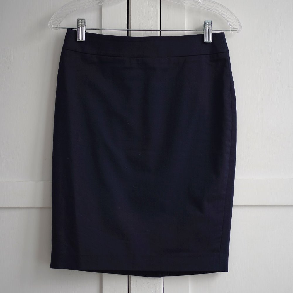 EUC Ann Taylor Brushed Cotton Pencil Skirt, Navy, 0P Petite